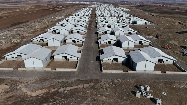 Ağrı İli 314 Adet Ahır Ünitesi ve 3 Adet Veteriner Binası
