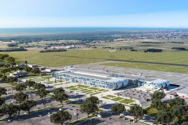 Samsun Çarşamba Havalimanı Yeni İç ve Dış Hatlar Terminal Binası